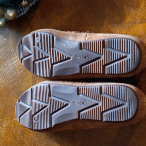 Vivonic McKenzie Toffee Suede Sherpa Lined Driving Moccasin/Slipper - Picture 2 of 8